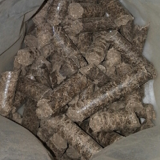 Wood Chips, Biomass Pellet & Briquette